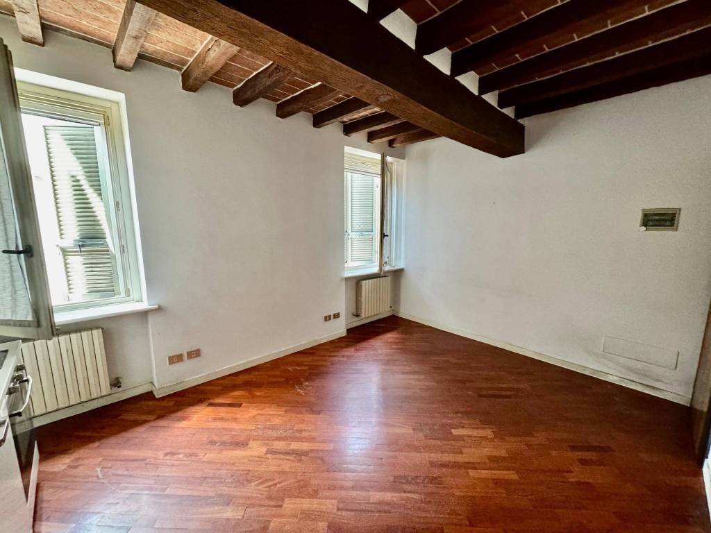 appartamento in vendita a Piacenza in zona Barriera Genova