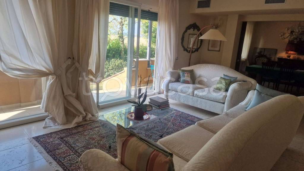 casa indipendente in vendita a Piacenza in zona Vallera