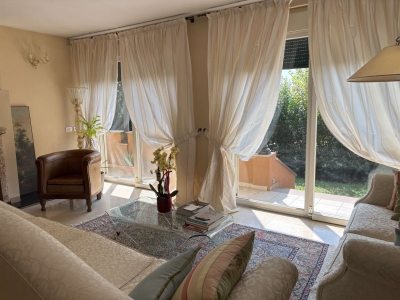 casa indipendente in vendita a Piacenza in zona Vallera