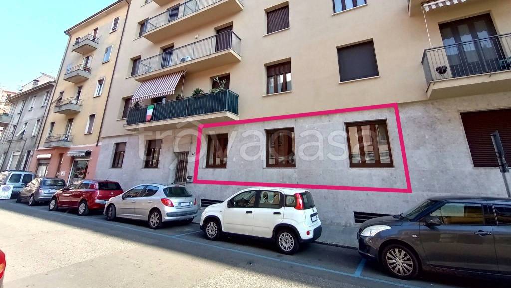 appartamento in vendita a Piacenza in zona Barriera Milano