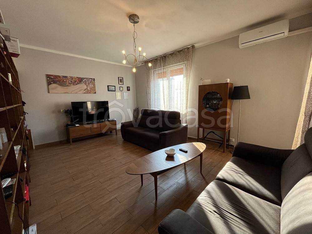 appartamento in vendita a Piacenza in zona Farnesiana