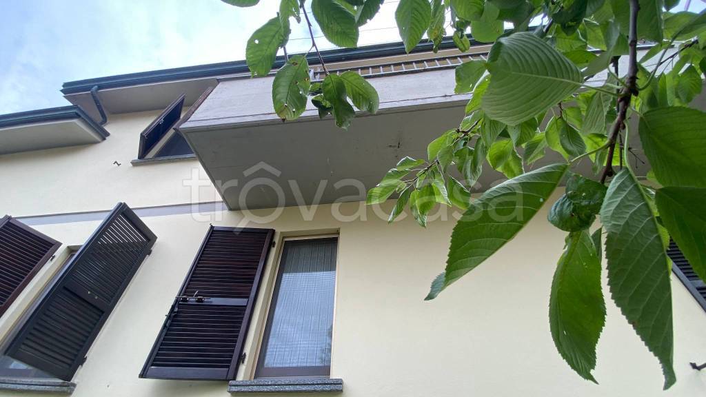 casa indipendente in vendita a Piacenza in zona Vallera