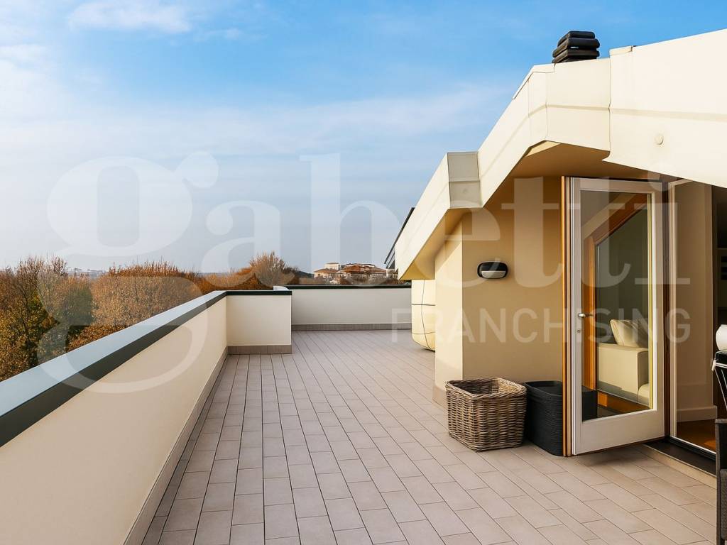 appartamento in vendita a Piacenza in zona Infrangibile