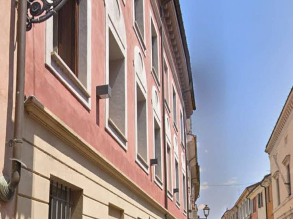appartamento in vendita a Piacenza in zona Centro Storico