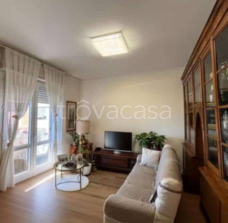 appartamento in vendita a Piacenza in zona Stadio