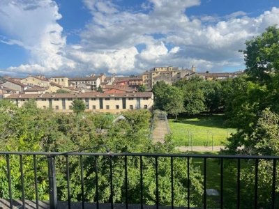 casa indipendente in vendita a Piacenza in zona Centro Storico