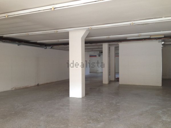 locale di sgombero in vendita a Piacenza in zona Veggioletta