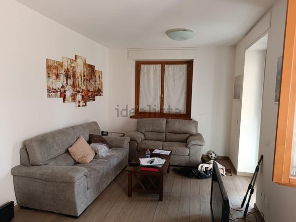 casa indipendente in vendita a Piacenza