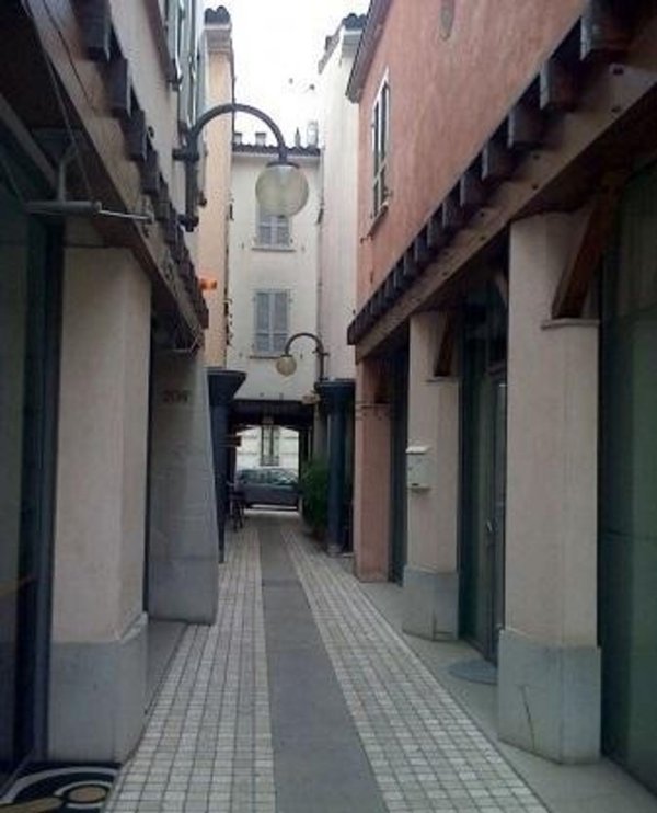 ufficio in vendita a Piacenza in zona Centro Storico