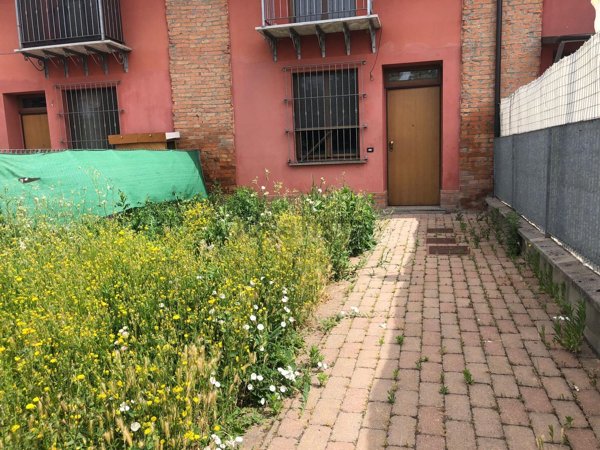casa indipendente in vendita a Piacenza in zona Roncaglia / Fossadello