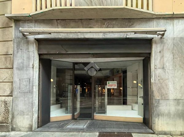 negozio in vendita a Piacenza in zona Centro Storico