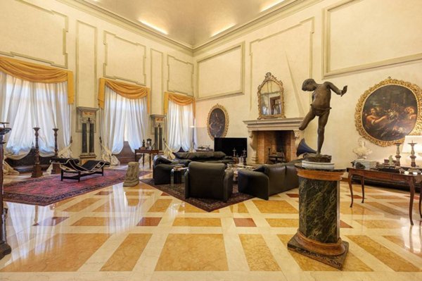 casa semindipendente in vendita a Piacenza in zona Centro Storico