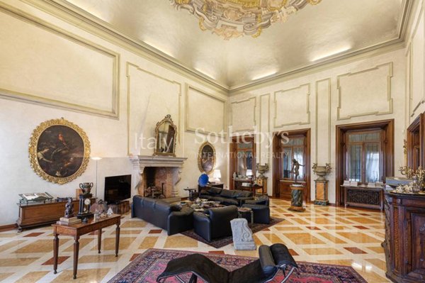 casa semindipendente in vendita a Piacenza in zona Centro Storico