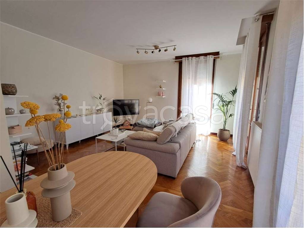 appartamento in vendita a Piacenza in zona Barriera Milano