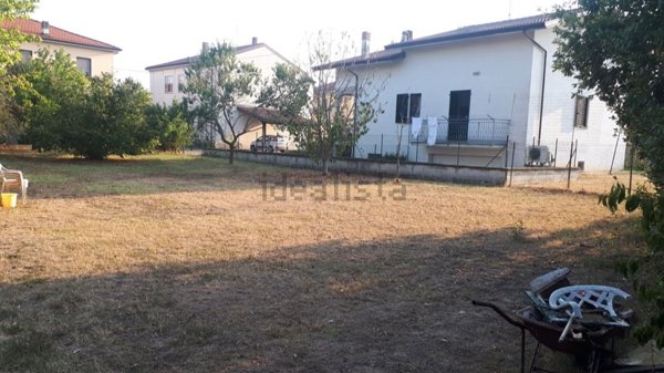 ufficio in vendita a Piacenza in zona Borgotrebbia