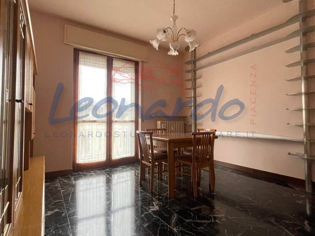 appartamento in vendita a Piacenza in zona Borgotrebbia