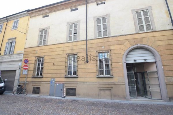 appartamento in vendita a Piacenza in zona Centro Storico
