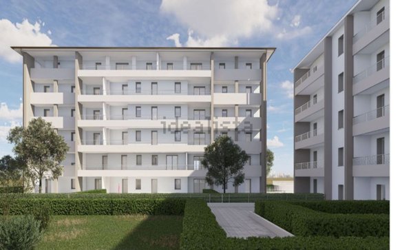 appartamento in vendita a Piacenza in zona Stadio