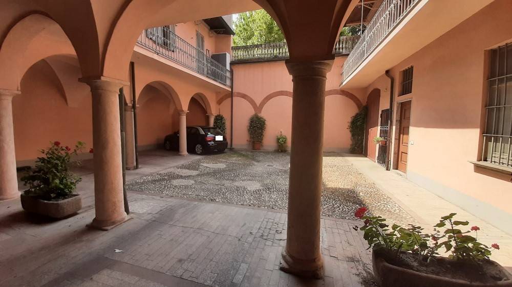 appartamento in vendita a Piacenza in zona Centro Storico