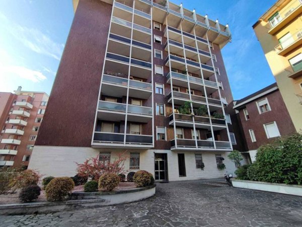 appartamento in vendita a Piacenza in zona Stadio