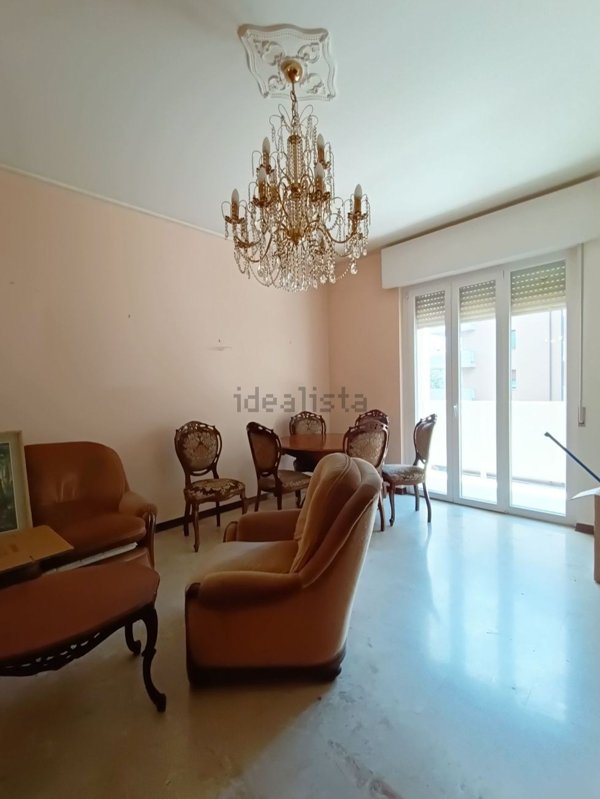 appartamento in vendita a Piacenza in zona Stadio