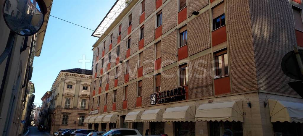 appartamento in vendita a Piacenza in zona Centro Storico