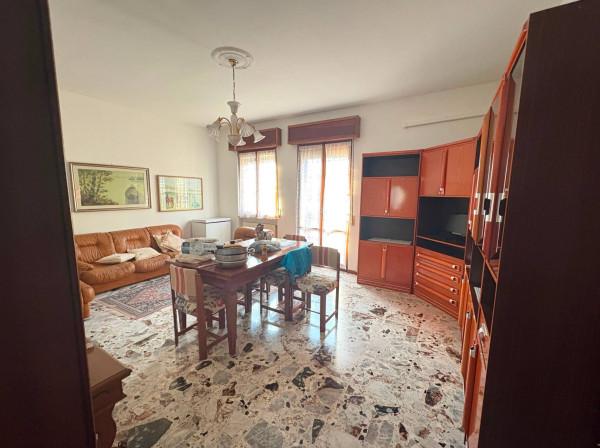 appartamento in vendita a Piacenza in zona Belvedere / Quartiere Duemila