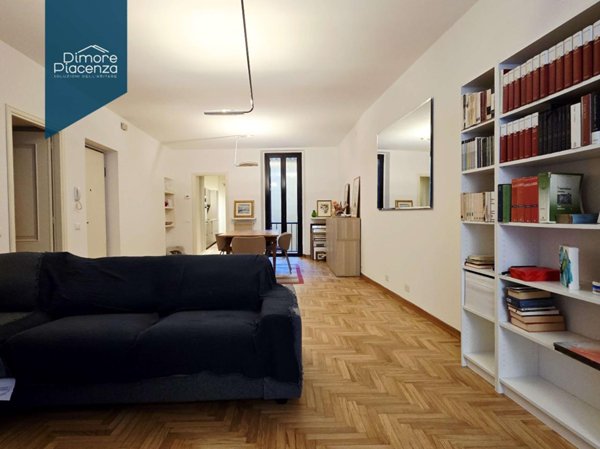 appartamento in vendita a Piacenza in zona Centro Storico