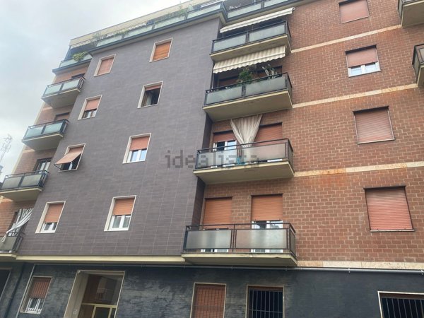 appartamento in vendita a Piacenza in zona Barriera Genova