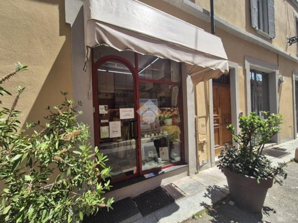 negozio in vendita a Piacenza in zona Centro Storico