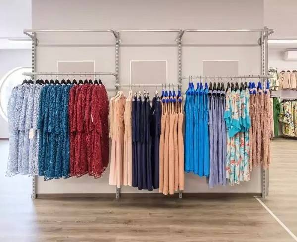 negozio in vendita a Piacenza in zona Caorsana