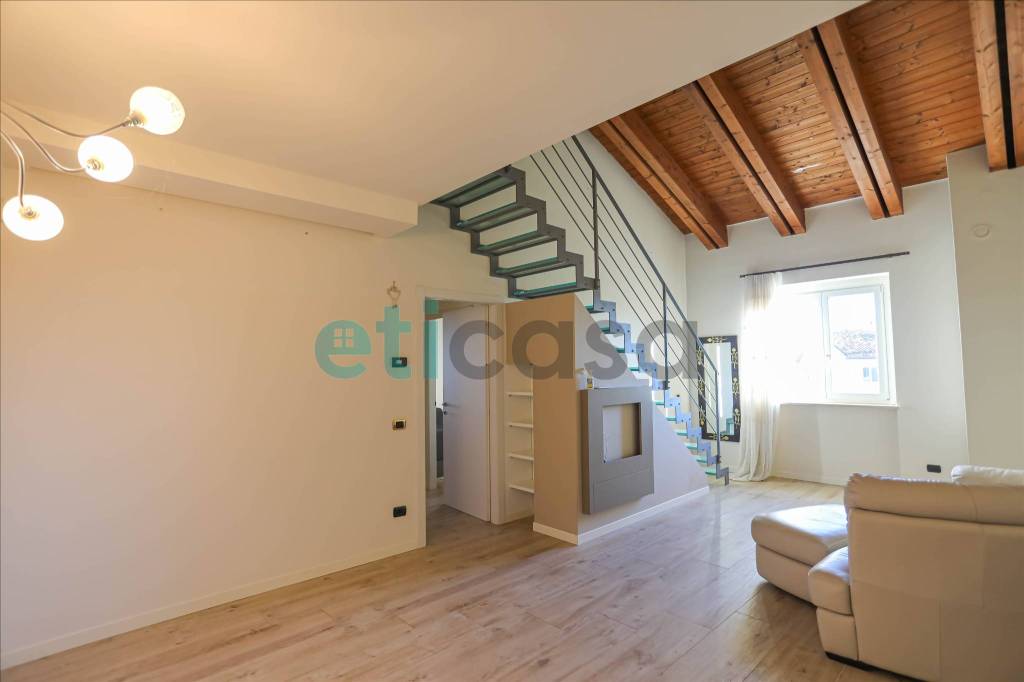 appartamento in vendita a Piacenza in zona Veggioletta