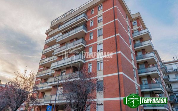 appartamento in vendita a Piacenza in zona Infrangibile
