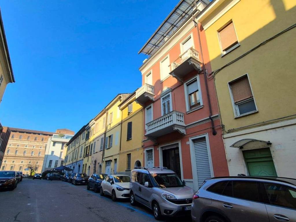 appartamento in vendita a Piacenza in zona Centro Storico