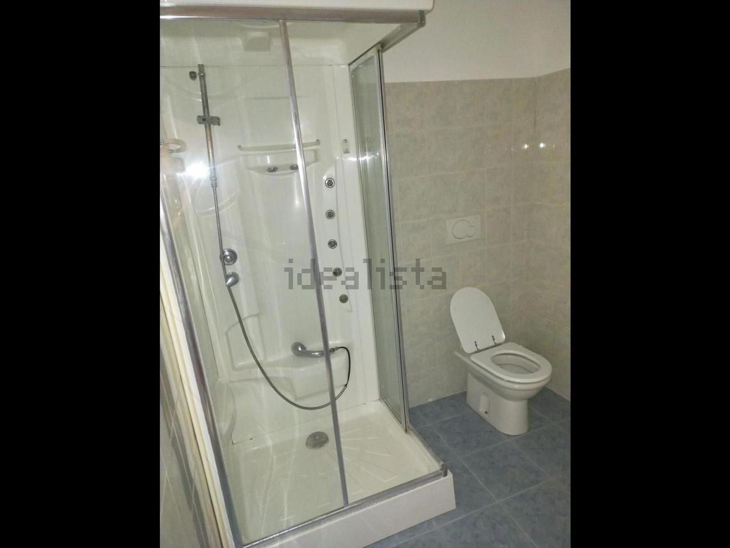 quadrivano in vendita a Piacenza in zona Baia del Re