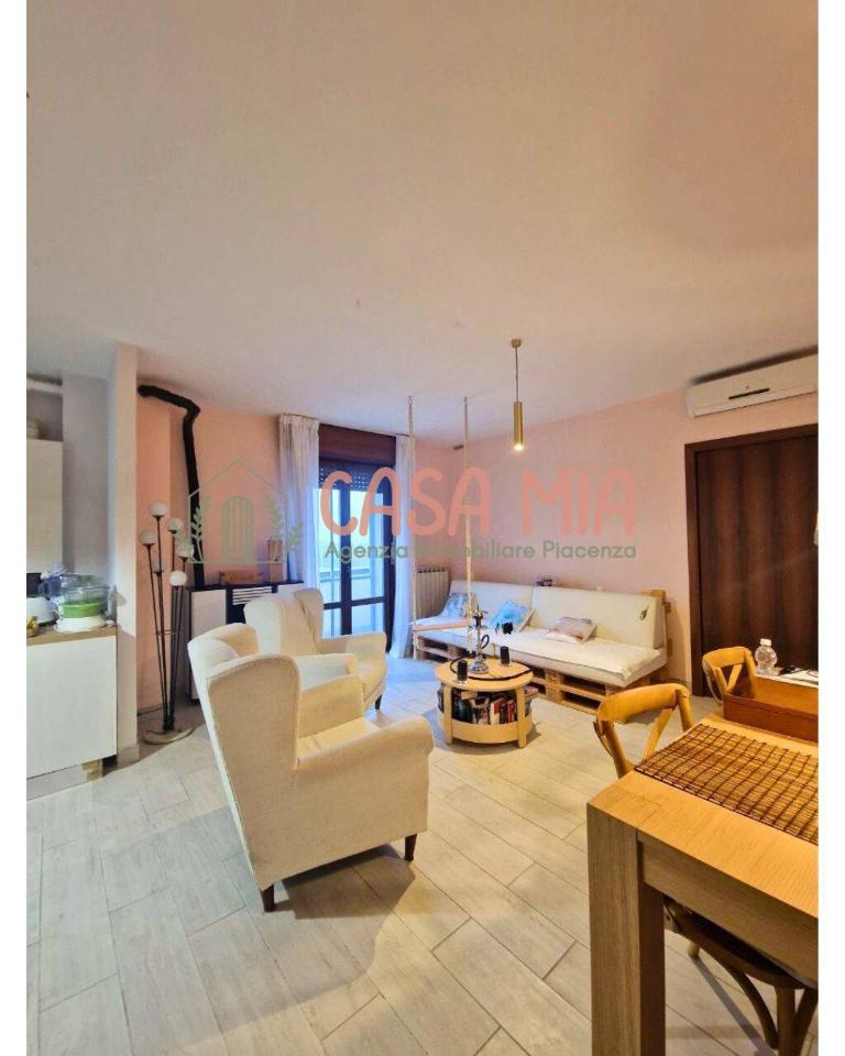 appartamento in vendita a Piacenza in zona Sant'Antonio a Trebbia
