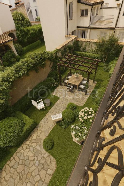 casa indipendente in vendita a Piacenza in zona Centro Storico