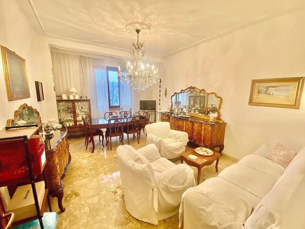 appartamento in vendita a Piacenza in zona Barriera Genova