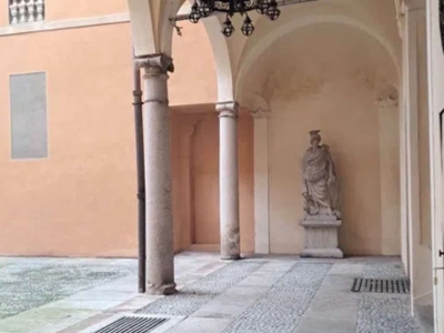 appartamento in vendita a Piacenza in zona Centro Storico