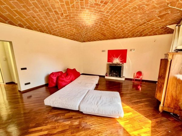 intera palazzina in vendita a Piacenza