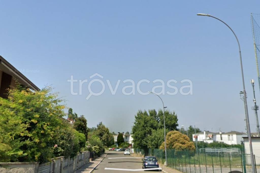 casa indipendente in vendita a Piacenza in zona Besurica