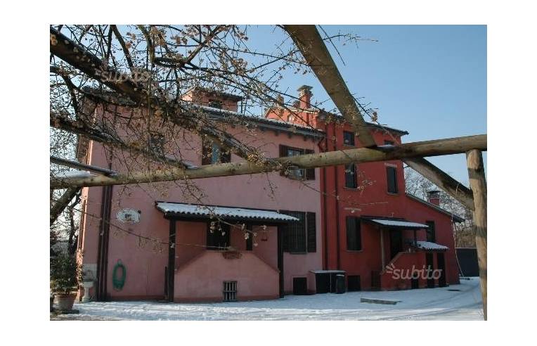 capannone in vendita a Piacenza in zona Montale