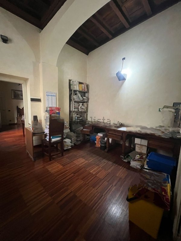 ufficio in vendita a Piacenza in zona Centro Storico