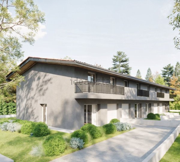 casa indipendente in vendita a Piacenza in zona Montale