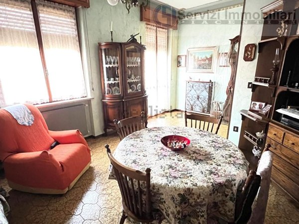 esavano in vendita a Piacenza in zona Roncaglia / Fossadello