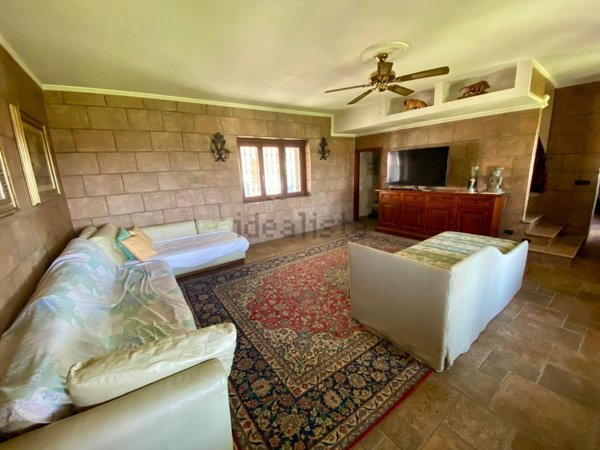 casa indipendente in vendita a Piacenza in zona Besurica