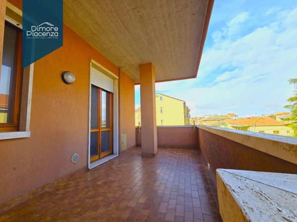 appartamento in vendita a Piacenza in zona Stadio