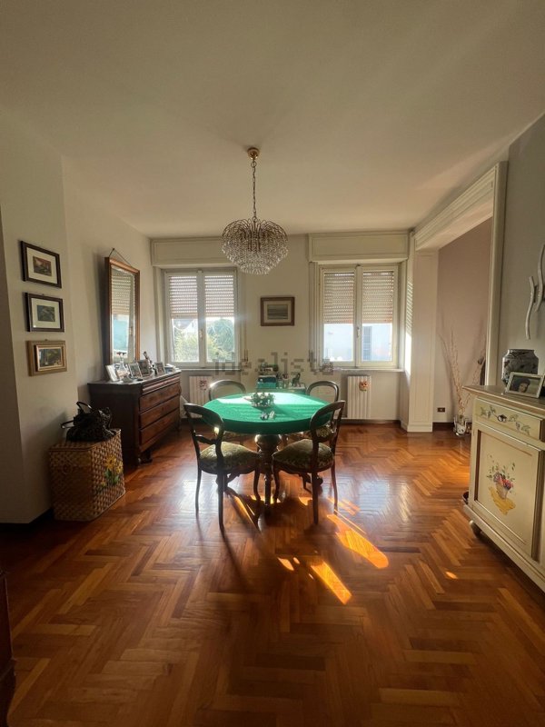 casa indipendente in vendita a Piacenza