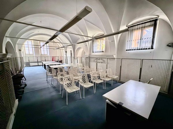 ufficio in vendita a Piacenza in zona Centro Storico
