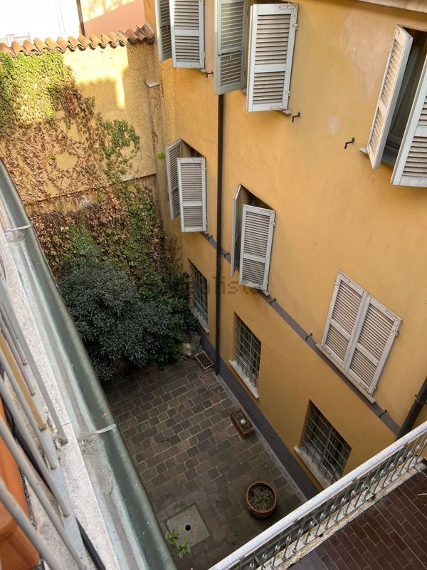 casa indipendente in vendita a Piacenza in zona Centro Storico